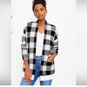 LOFT black and cream buffalo check open cardigan size Medium